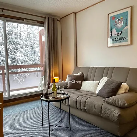 Chez L'oncle De L'alpe Apartment *